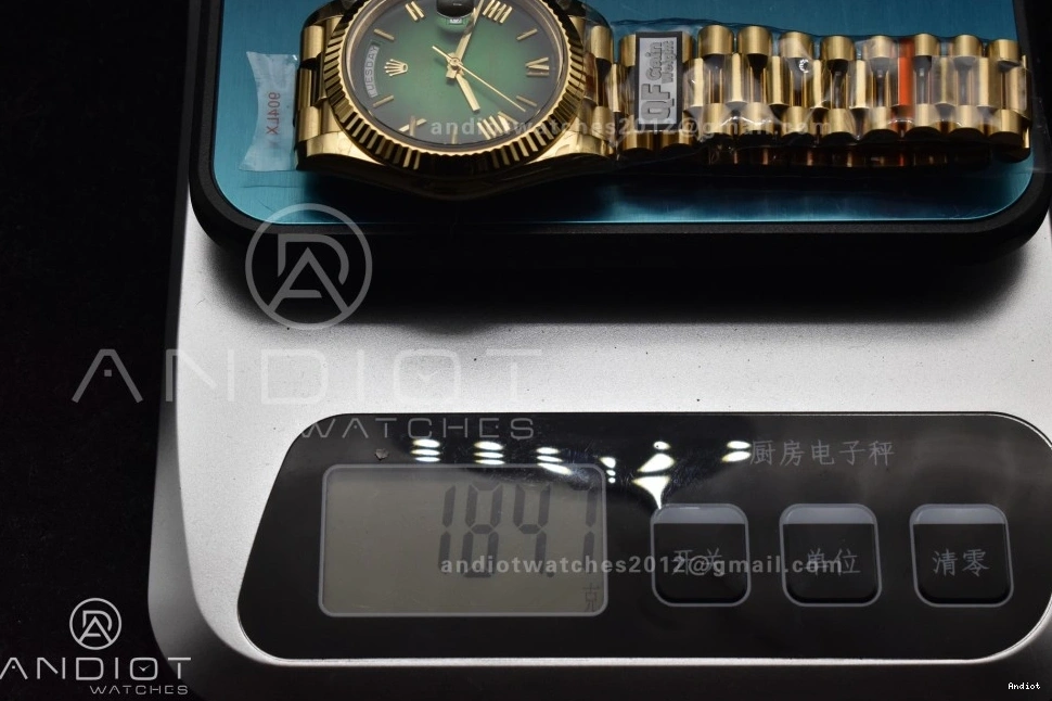 QF Best A2836 Black DayDate Edition 904L 40 V4 Weight) Dial on (Gain Steel Bracelet President Green YG 0301